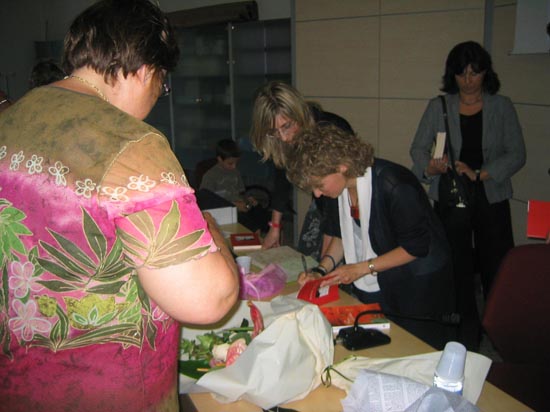 82-  Monfalcone 14 giugno 2007 - l'autografo a Patty, inseparabile ex compagna di banco
