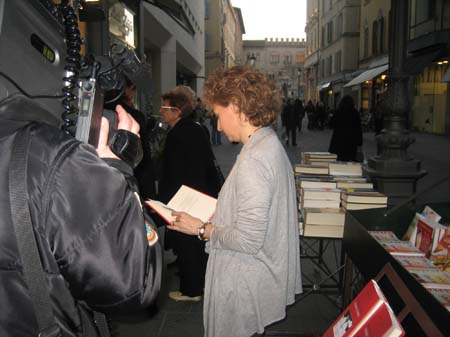 Presentazione libro Lorenza Battei 13 03 07 013